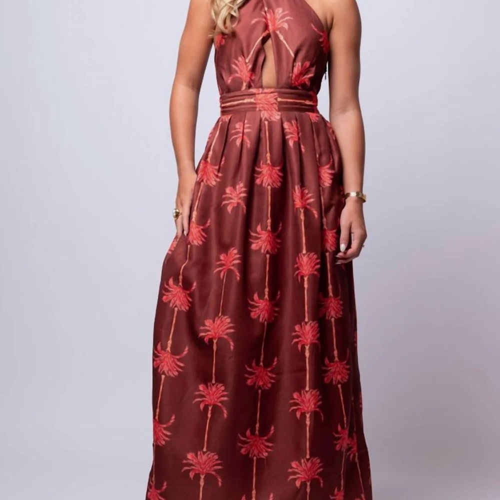 EN SAISON Palm Breeze Maxi Dress In Coral